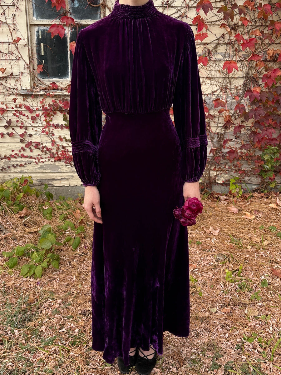 1930s Purple Silk Velvet Gown Long Balloon Sleeves Dress – Breath Of the Earth