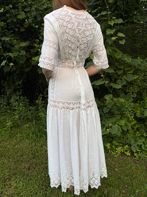 1900s Edwardian Rose Floral Embroidered White Cotton Dress Gown Wedding