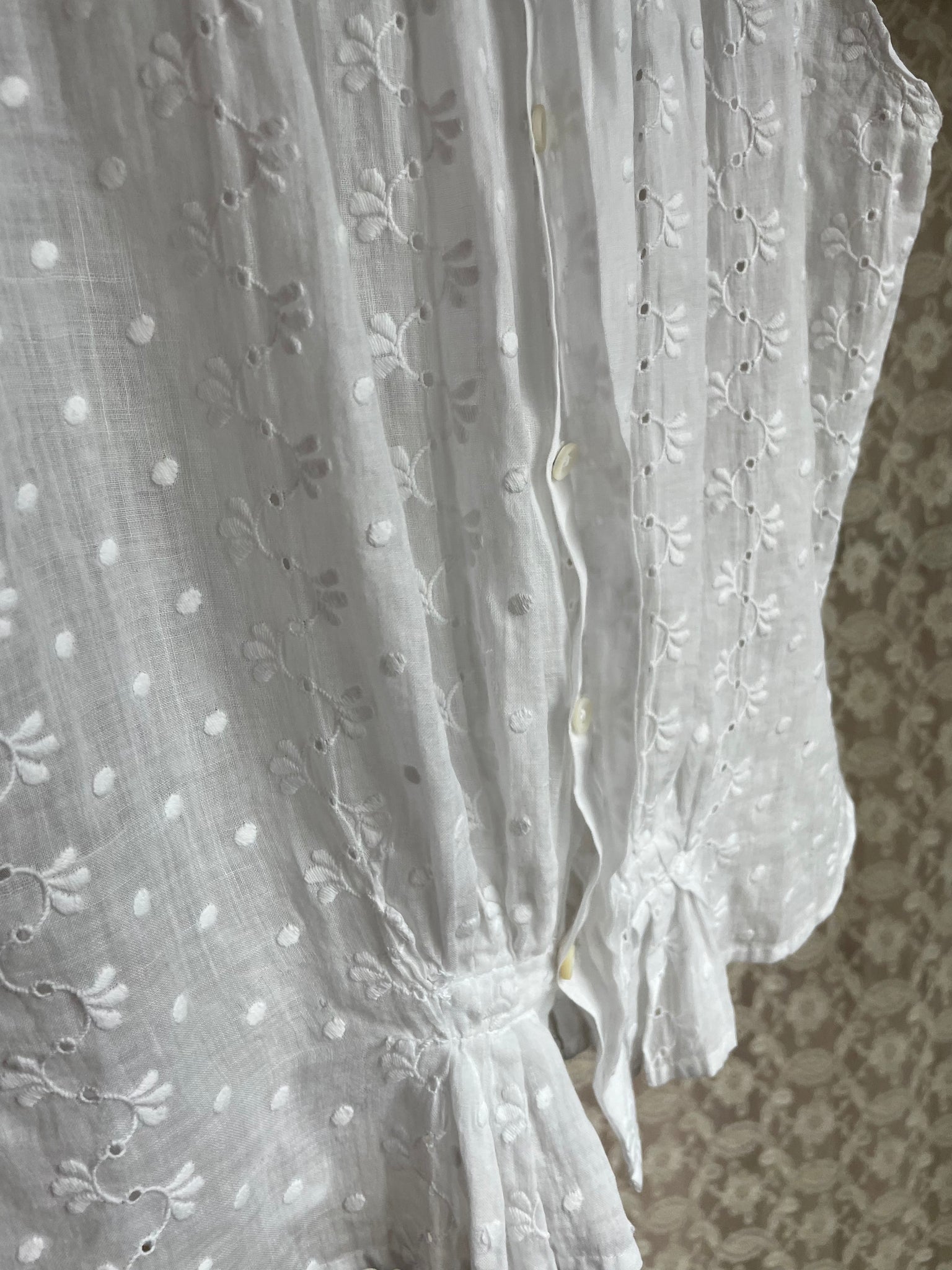 1900s White Cotton Floral Dotted Embroidered Top