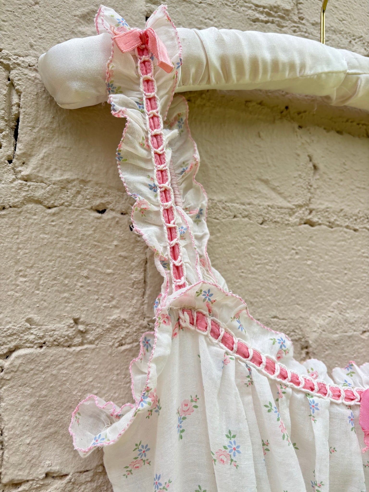 1930s White Cotton Floral Bias Cut Slip Dress Peignoir Set Puff Sleeves Pink Ribbon Rose Floral