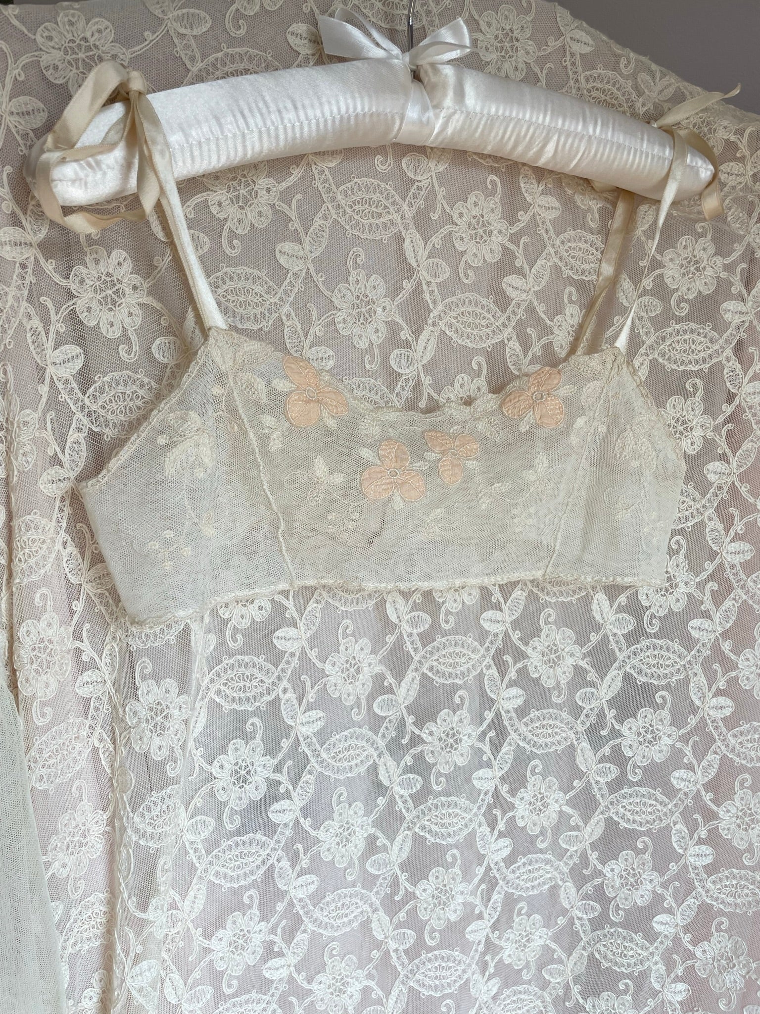 1930s Cream Mesh Floral Appliqué Bra Bralette Ribbon Tie