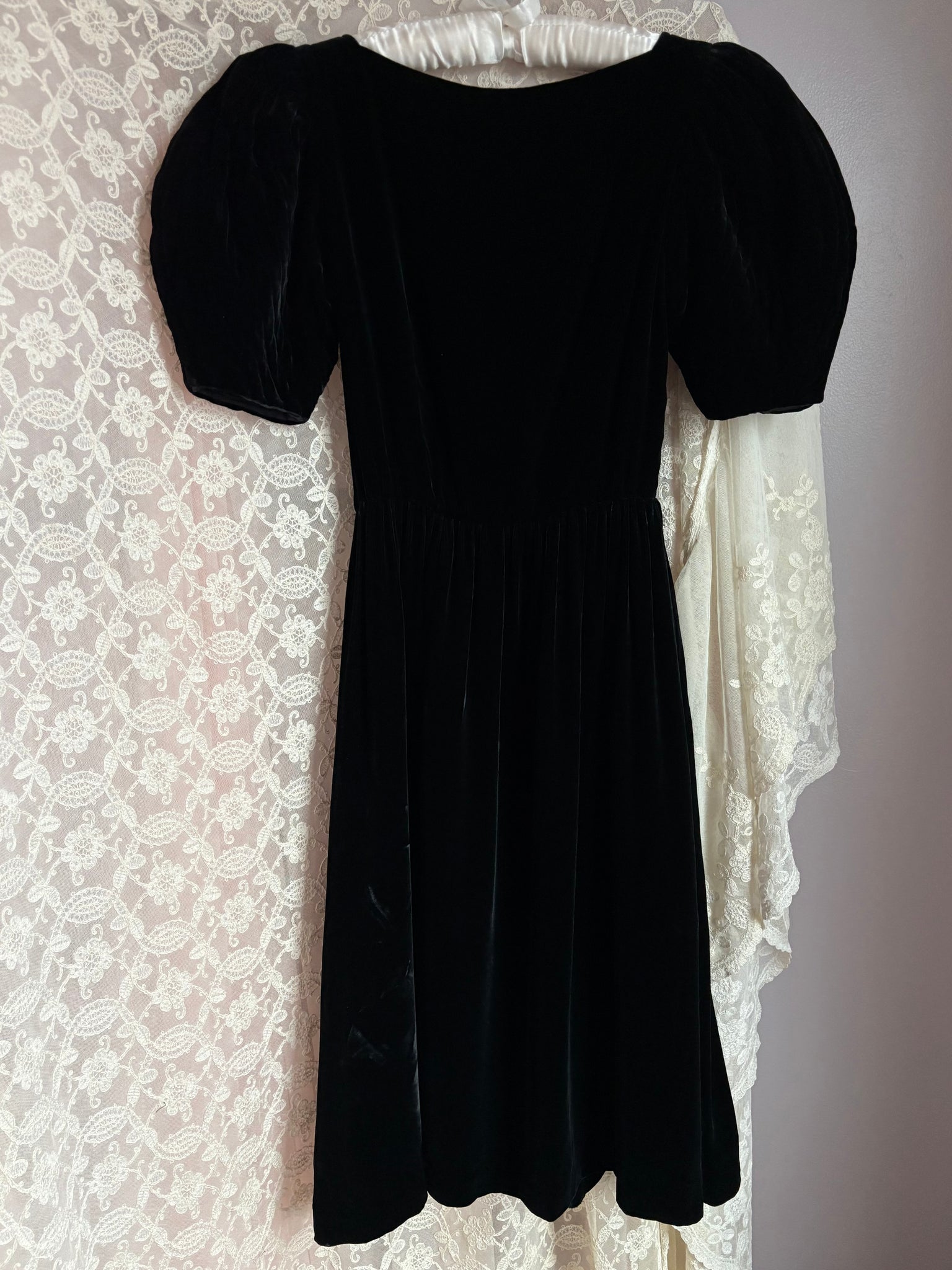 1980s Black Velvet Dress Puff Sleeve Albert Nipon