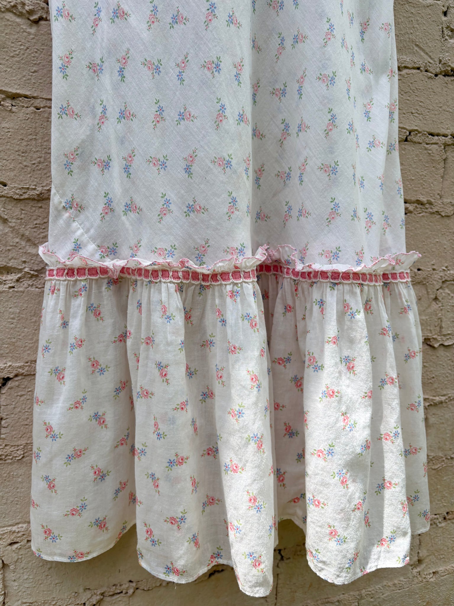 1930s White Cotton Floral Bias Cut Slip Dress Peignoir Set Puff Sleeves Pink Ribbon Rose Floral