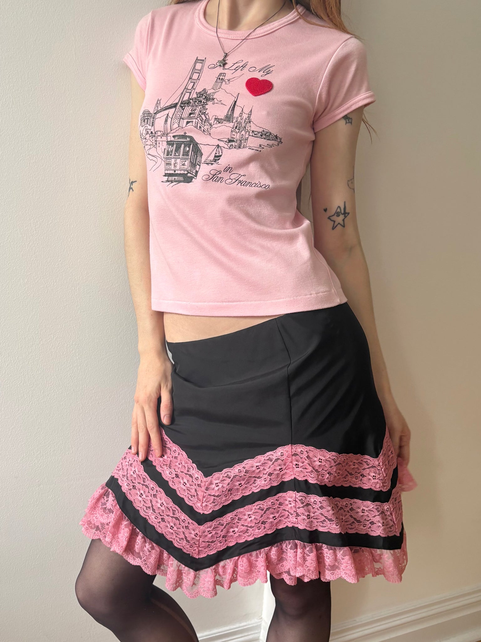 1980s San Francisco Pink Tee T Shirt Short Sleeve French Cut Heart