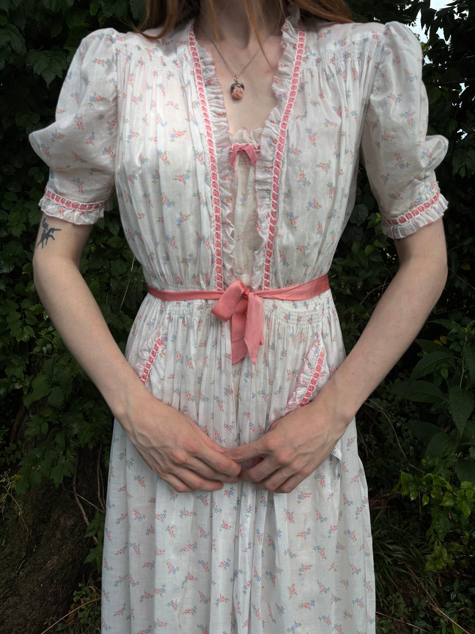 1930s White Cotton Floral Bias Cut Slip Dress Peignoir Set Puff Sleeves Pink Ribbon Rose Floral