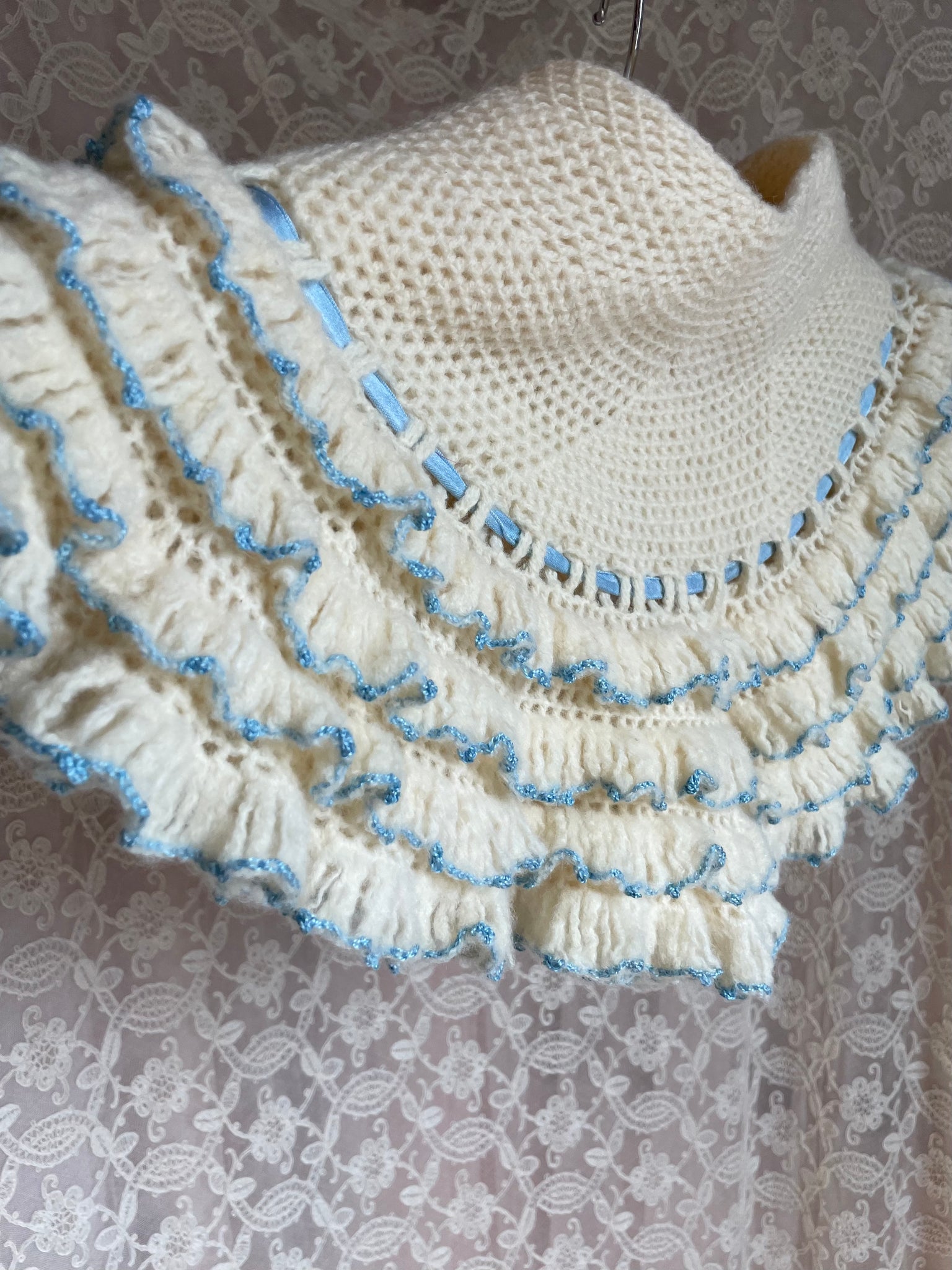 1950s Ruffle Cream Blue Crochet Cape