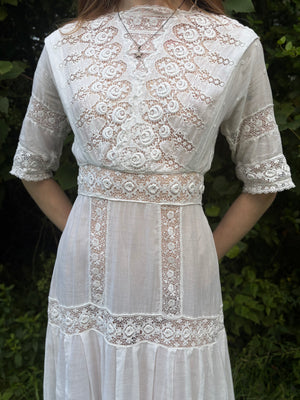 1900s Edwardian Rose Floral Embroidered White Cotton Dress Gown Wedding