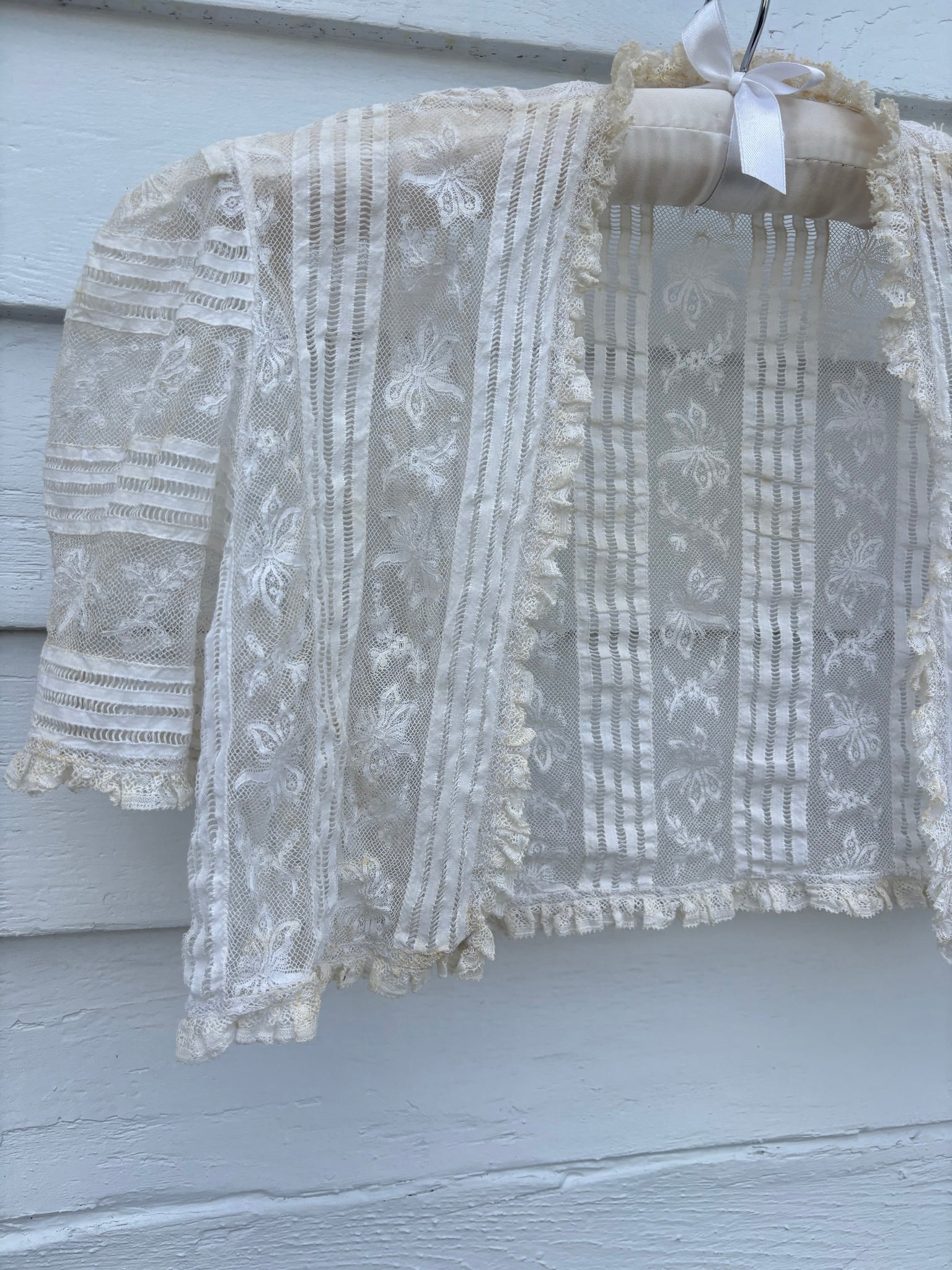 1930s White Dragonfly Lace Bolero Bug Ruffle Trim