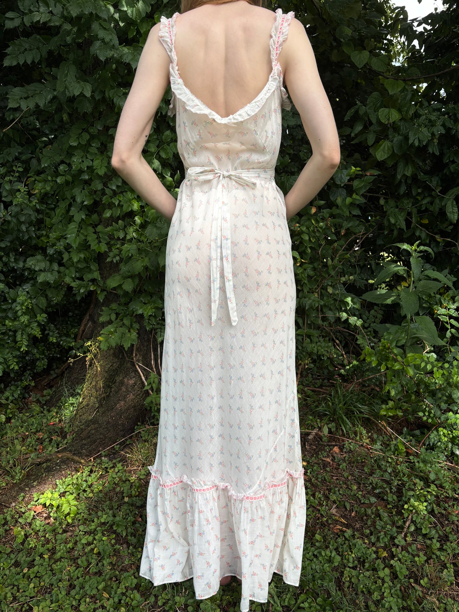 1930s White Cotton Floral Bias Cut Slip Dress Peignoir Set Puff Sleeves Pink Ribbon Rose Floral