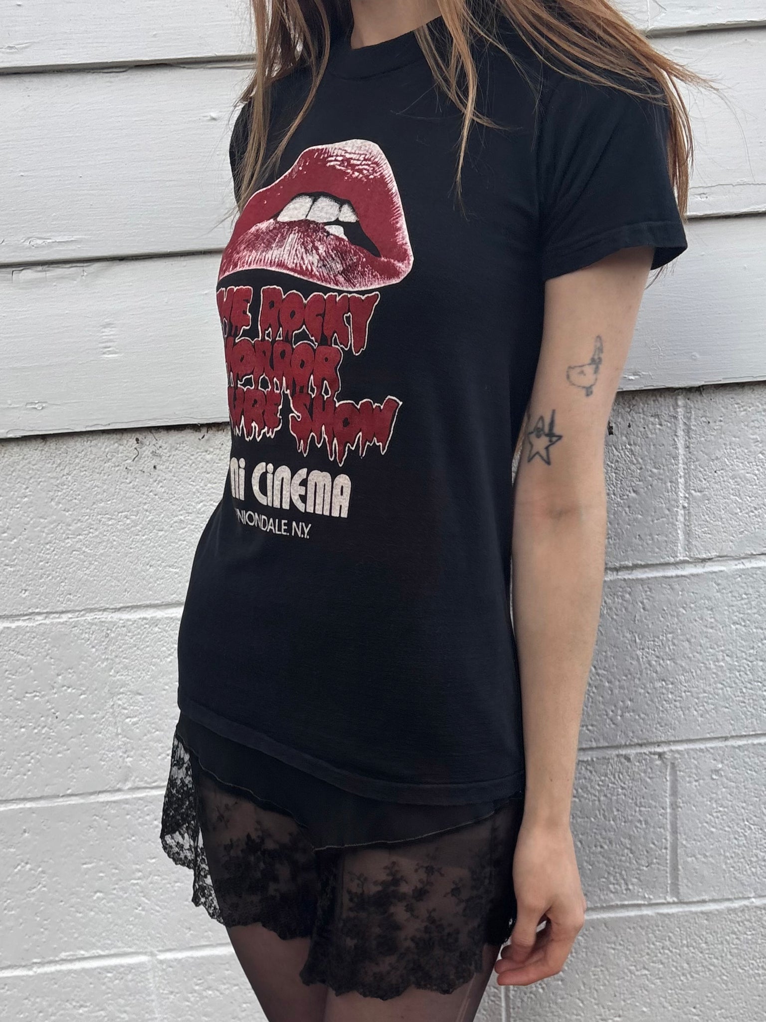 1980s Rocky Horror Red Lips Black Tee T Shirt Short Sleeve
