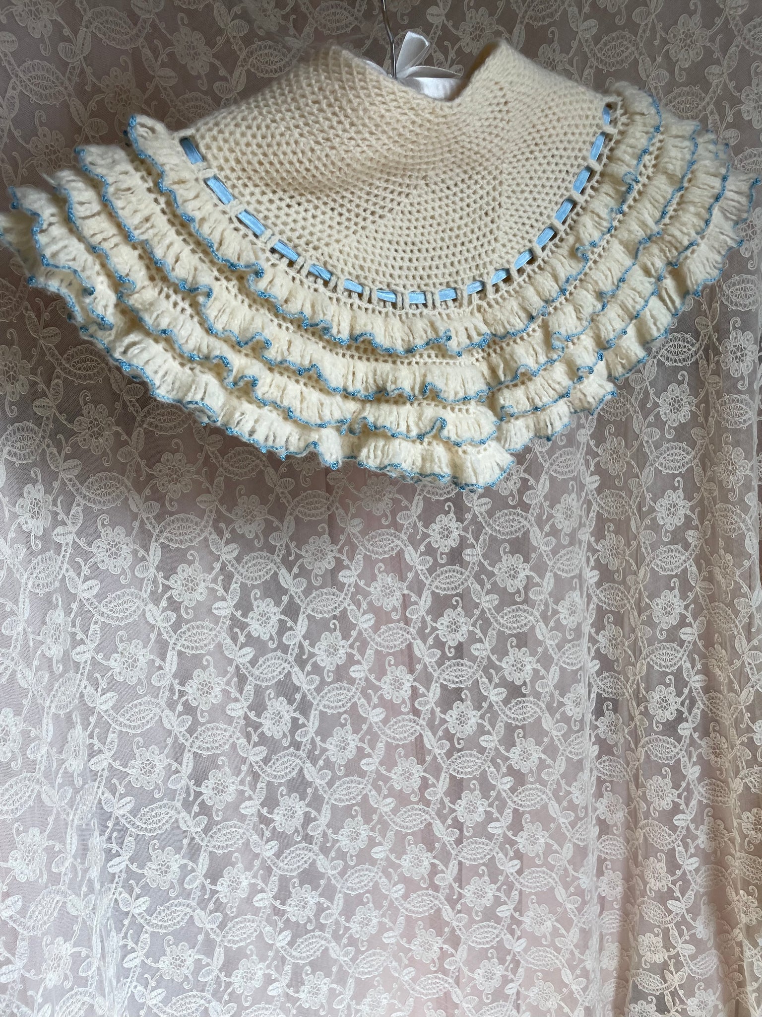 1950s Ruffle Cream Blue Crochet Cape