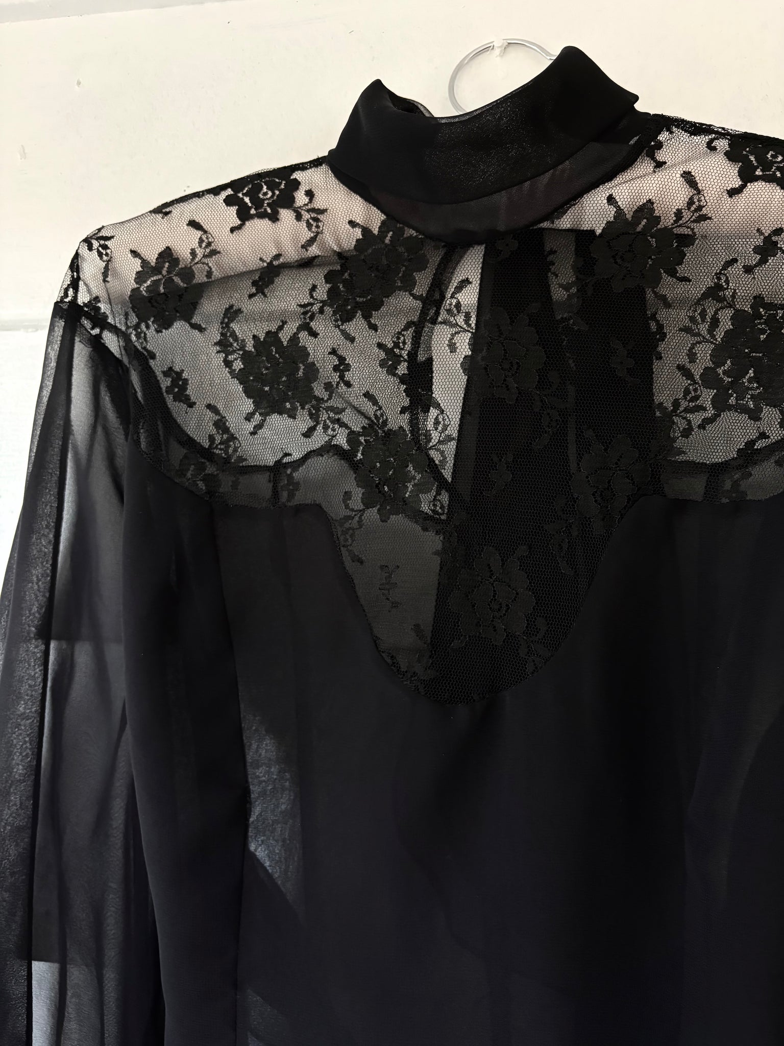 1970s Victorian Style Black Floral Mesh Sheer Lace Long Balloon Sleeve Blouse