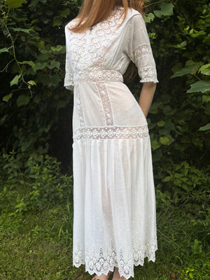 1900s Edwardian Rose Floral Embroidered White Cotton Dress Gown Wedding