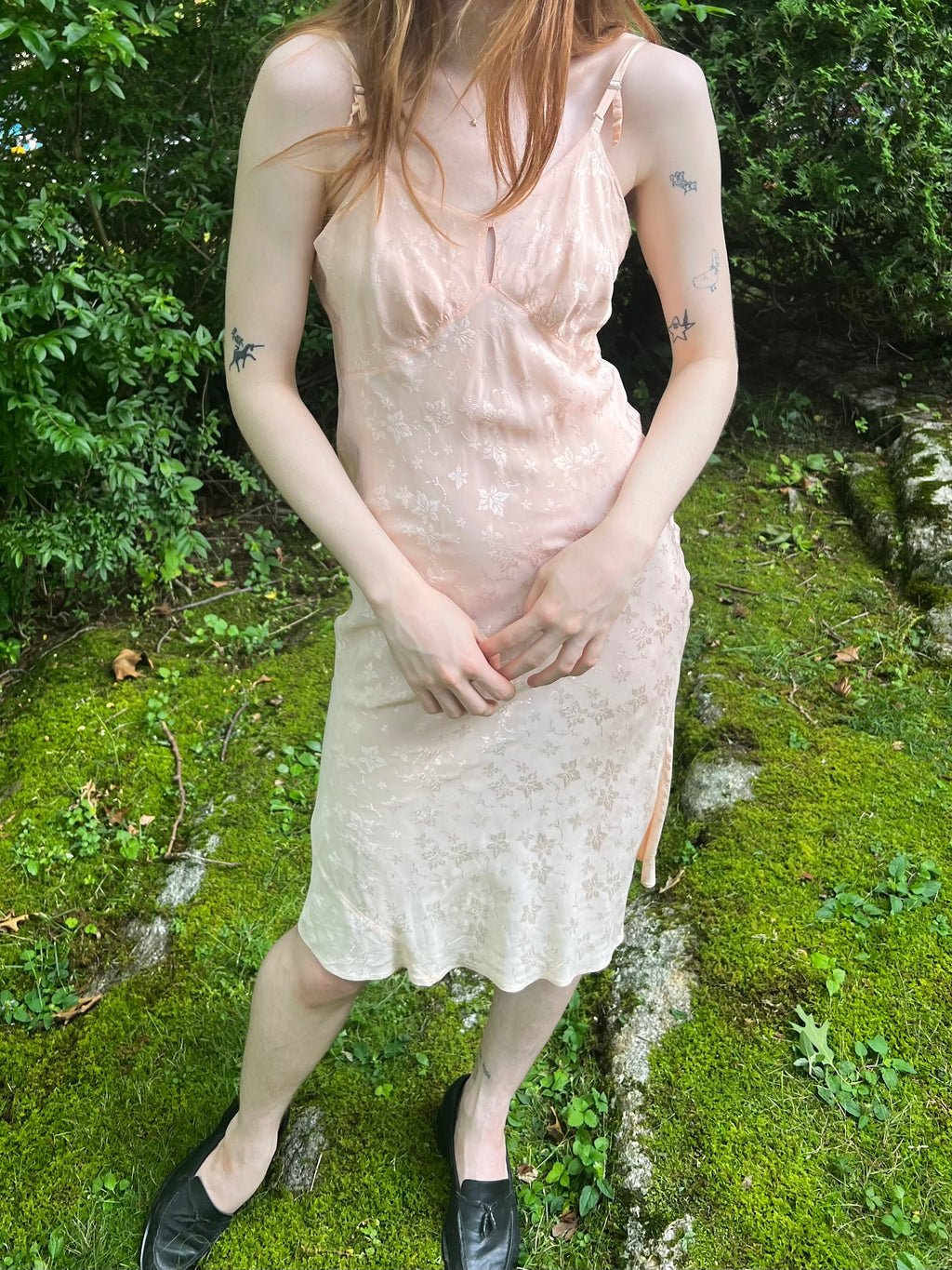 1940s Blush Pink Shimmering Floral Bias Cut Slip