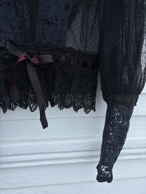 1970s Victorian Style Black Floral Mesh Net Lace Long Balloon Sleeve Blouse