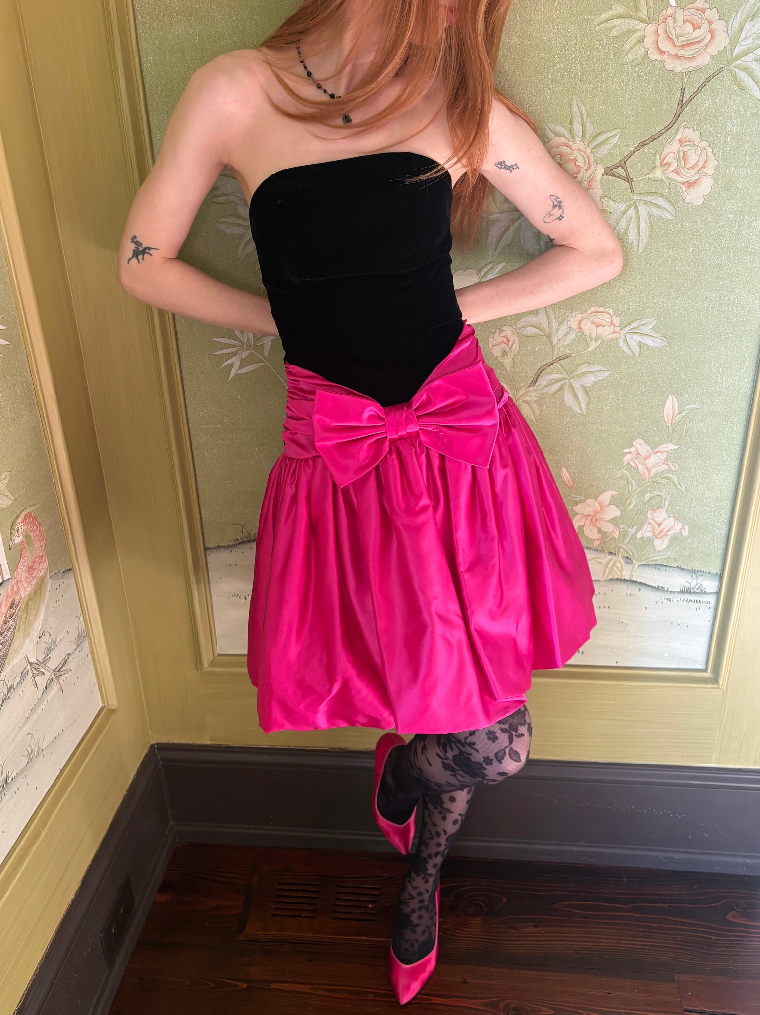 hot pink bubble dress 1980s Satin Bow Black Velvet Strapless – Breath Of the Earth Chiffon Dress Size:2XL (18.5) 34/35 (1854) INSPIRE CHIC Women's 3/4 58 Bust