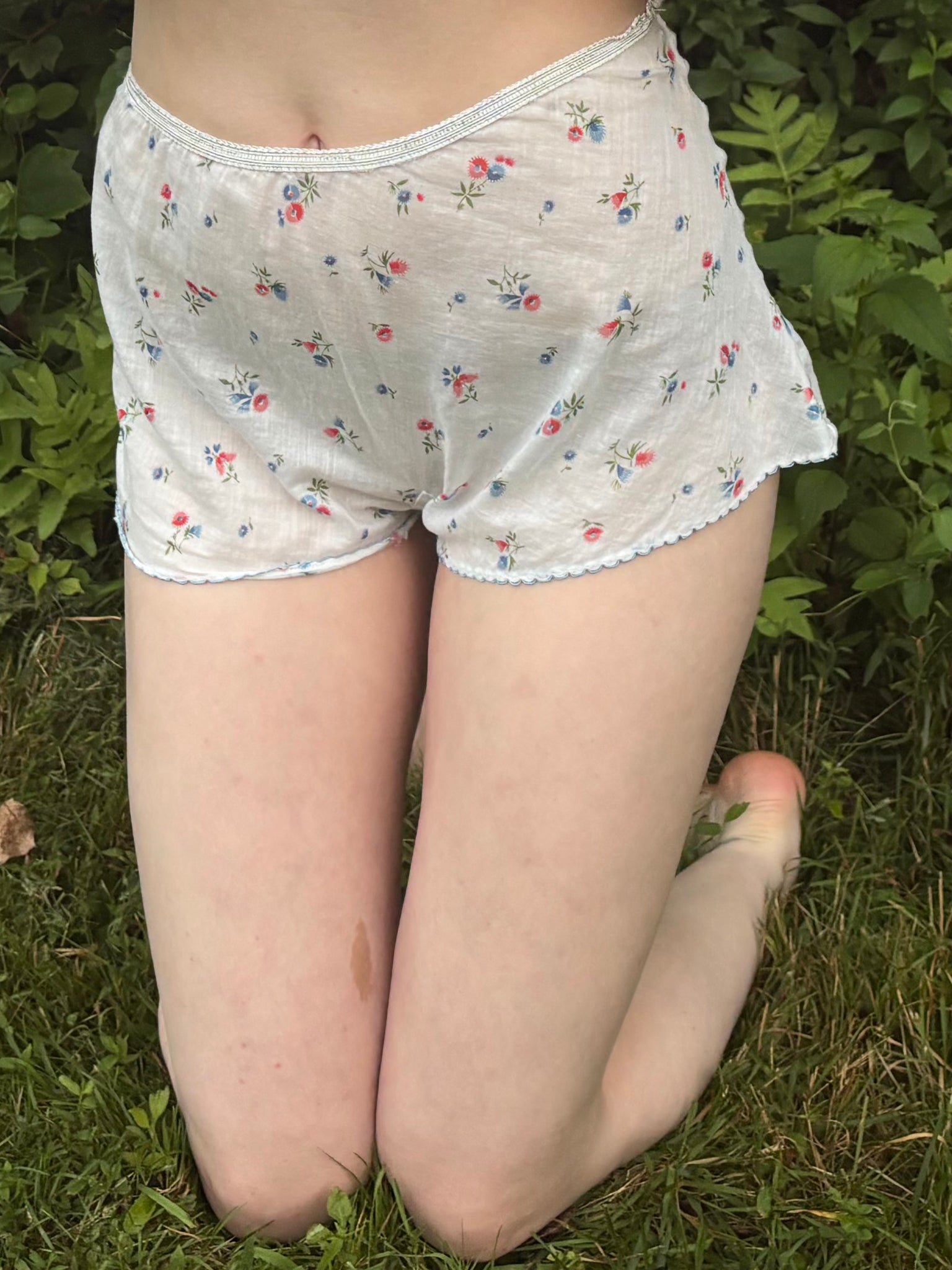 1940s Cotton Floral Print White Blue Tap Shorts Lace