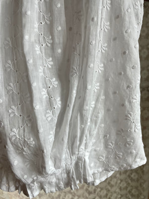 1900s White Cotton Floral Dotted Embroidered Top