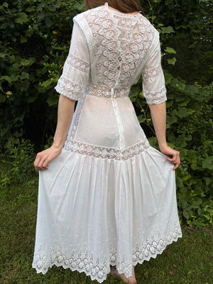 1900s Edwardian Rose Floral Embroidered White Cotton Dress Gown Wedding
