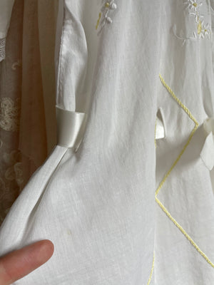 1900s White Cotton Embroidered Yellow Ribbon Tie Top