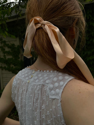 1900s White Cotton Floral Dotted Embroidered Top