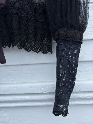 1970s Victorian Style Black Floral Mesh Net Lace Long Balloon Sleeve Blouse