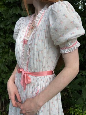 1930s White Cotton Floral Bias Cut Slip Dress Peignoir Set Puff Sleeves Pink Ribbon Rose Floral