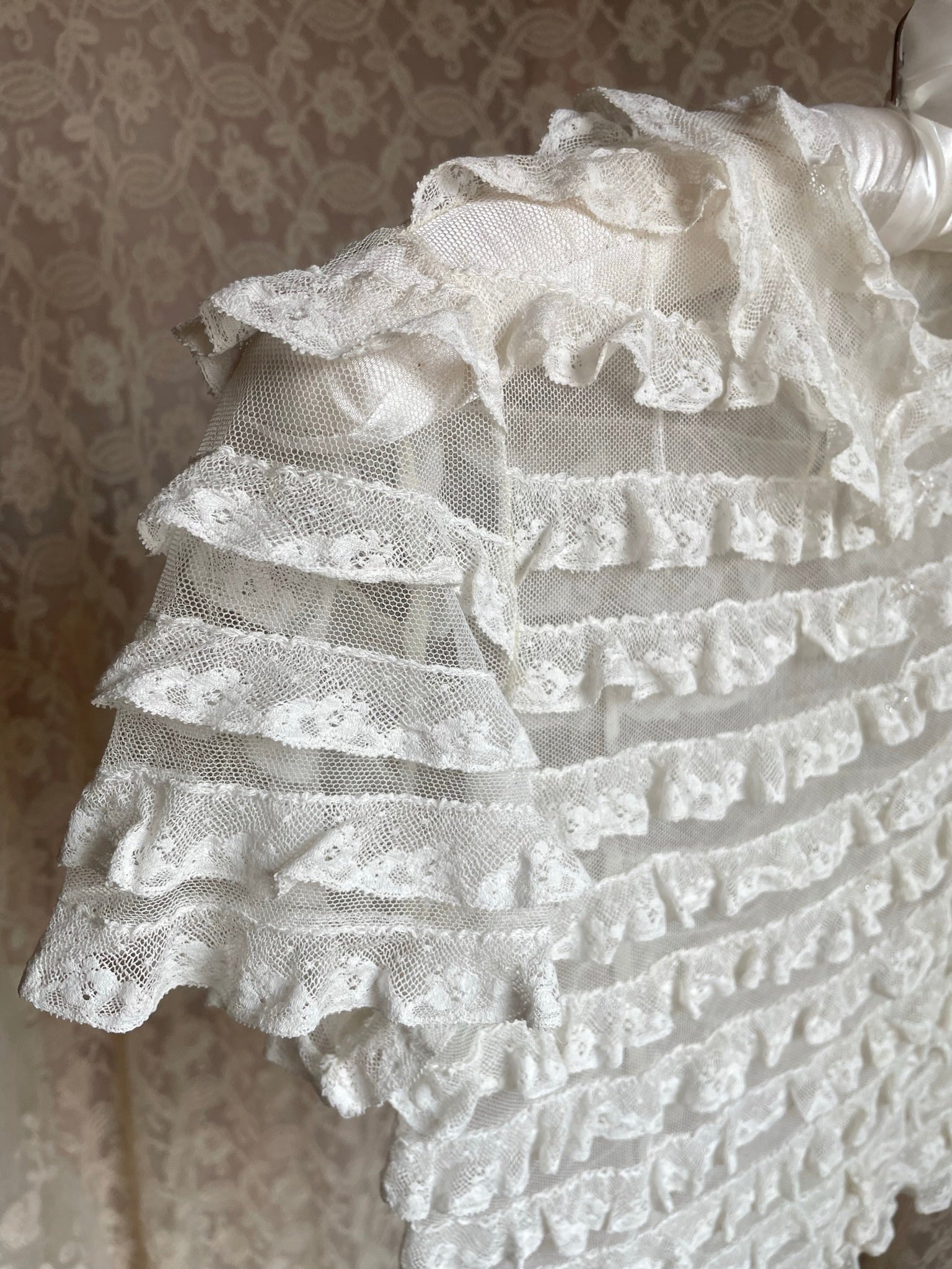 1930s White Mesh Ruffle Tiered Blouse Collared Short Sleeve