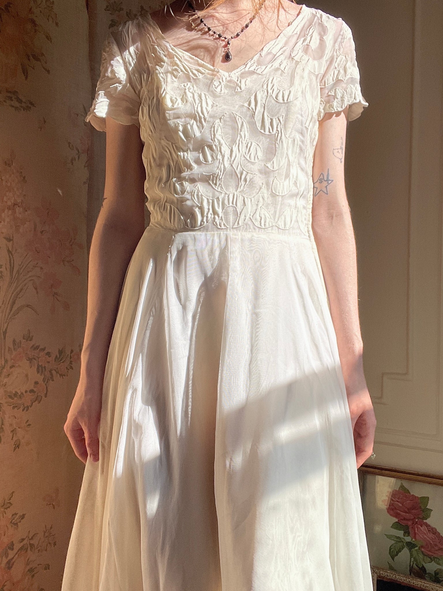 1940s White Heart Applique Dress