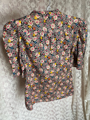 1970s does 1940s Cotton Floral Print Puff Sleeve Blouse Shirt