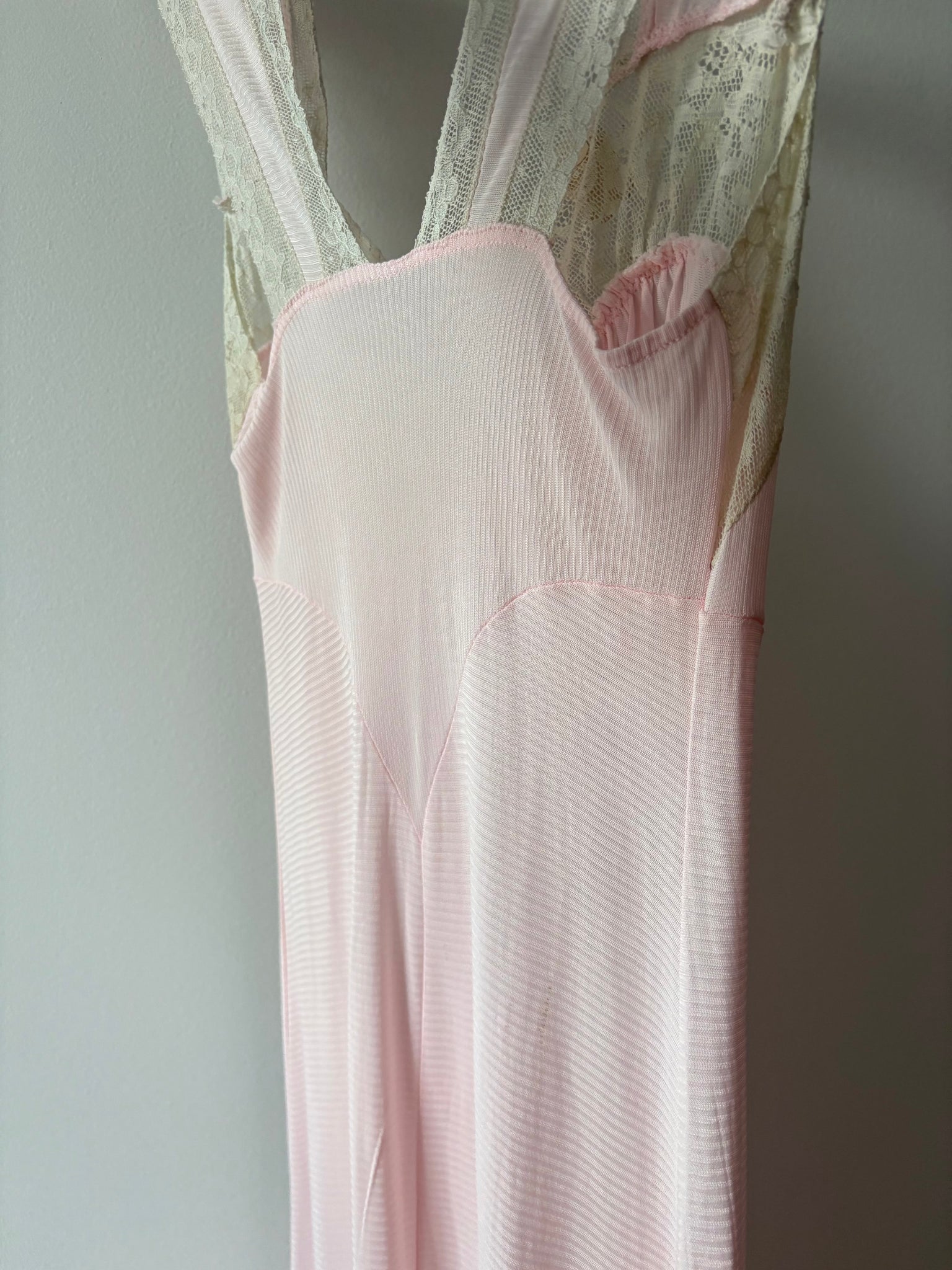 1940s Light Pink Rayon Jersey Bias Cut Slip Dress Cream Lace