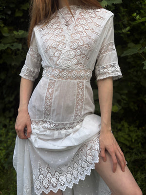 1900s Edwardian Rose Floral Embroidered White Cotton Dress Gown Wedding