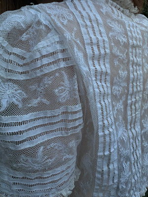 1930s White Dragonfly Lace Bolero Bug Ruffle Trim