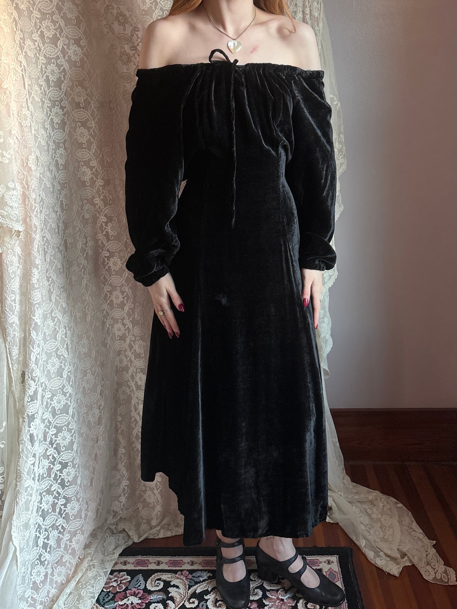 1990s Black Velvet Dress Long Sleeve