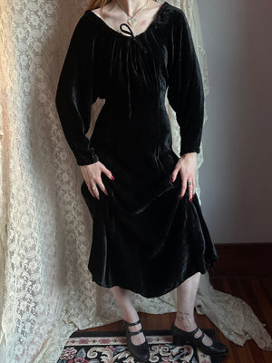 1990s Black Velvet Dress Long Sleeve