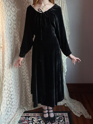 1990s Black Velvet Dress Long Sleeve