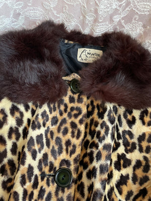 1960s Leopard Brown Faux Fur Cropped Jacket Collar