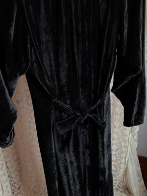 1990s Black Velvet Dress Long Sleeve