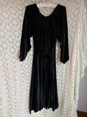 1990s Black Velvet Dress Long Sleeve