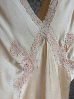 1940s Peach Silk Satin Lace Embroidered Blouse Tank