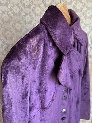 1970s Purple Velvet Coat Pea Silver Buttons