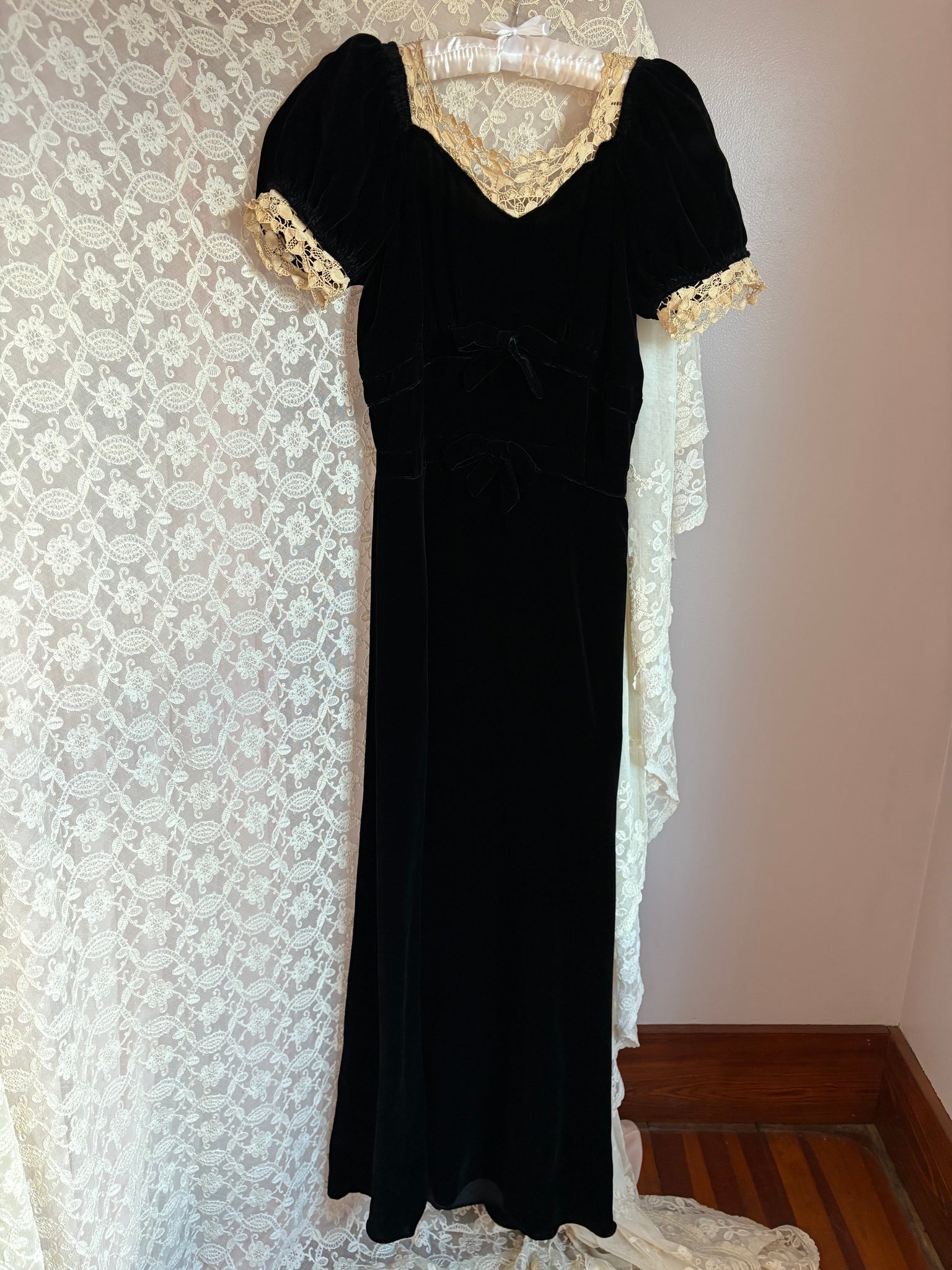 1940s Black Velvet Dress Cream Crochet Bow