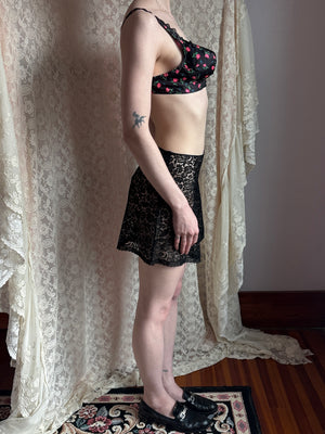 1950s Black Pink Satin Floral Bullet Bra Lace Trim