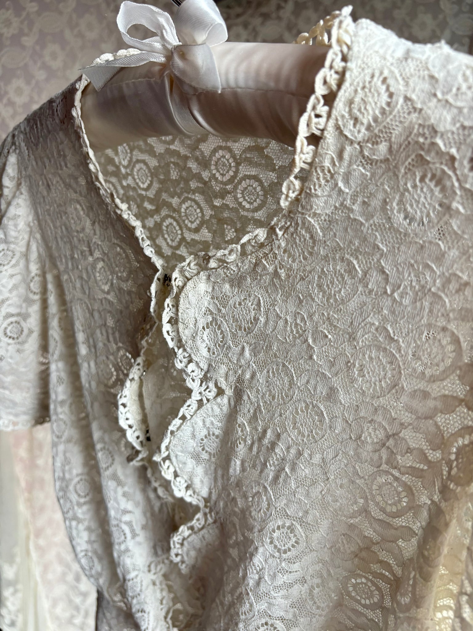 1930s Lace White Blouse Puff Sleeves