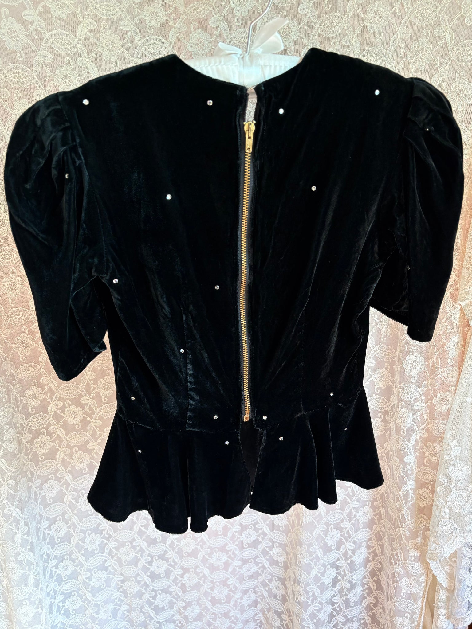 1940s Black Silk Velvet Glass Rhinestone Blouse Brass Zipper Puff Sleeve Top