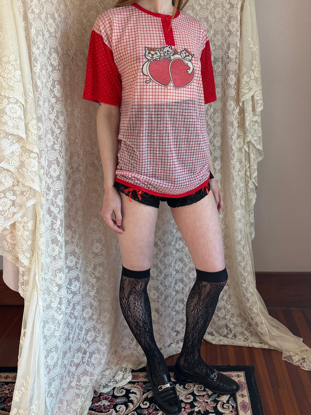 1980s Kittens Heart Plaid Print White Red Dotted Tee Kitty T Shirt