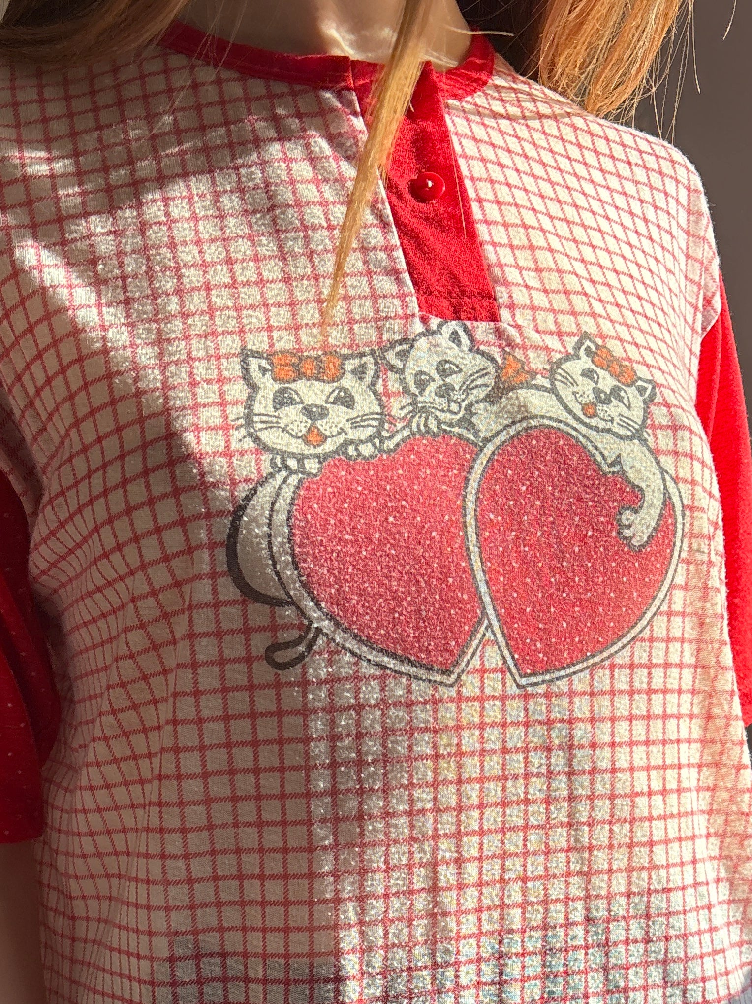 1980s Kittens Heart Plaid Print White Red Dotted Tee Kitty T Shirt