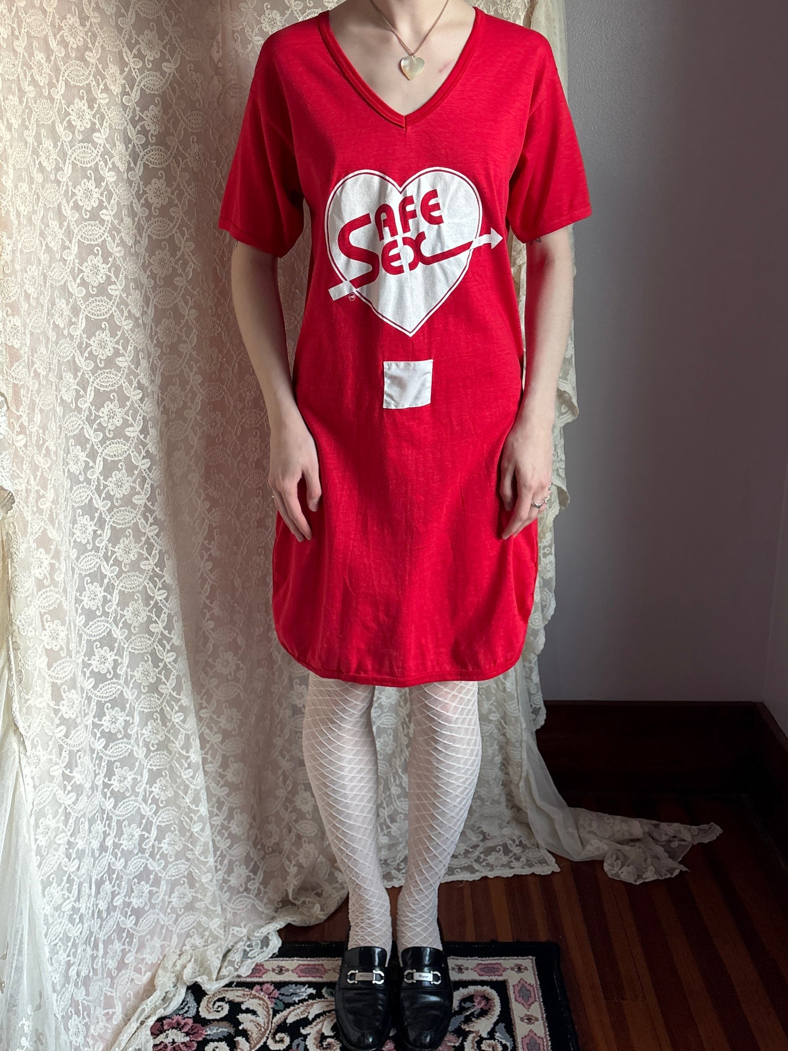 1980s Safe Sex Condom Pocket Heart Print Red White Tee Sleep T Shirt