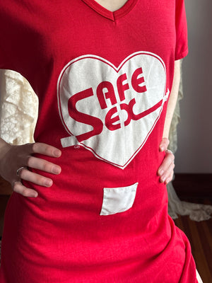 1980s Safe Sex Condom Pocket Heart Print Red White Tee Sleep T Shirt