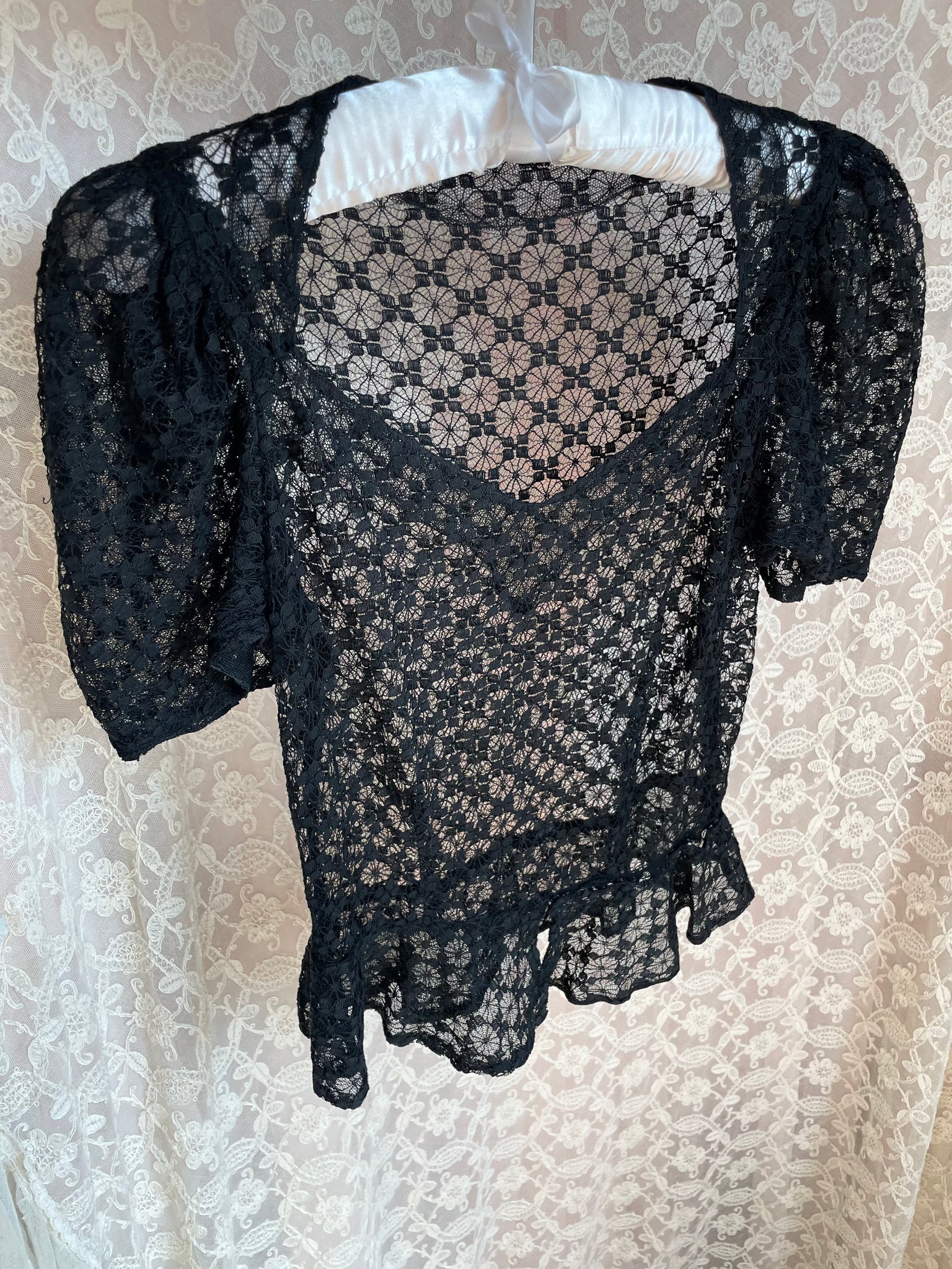 1930s Spiderweb Lace Black Blouse Puff Sleeves Peplum